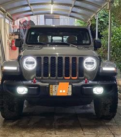 جيب جلاديتور